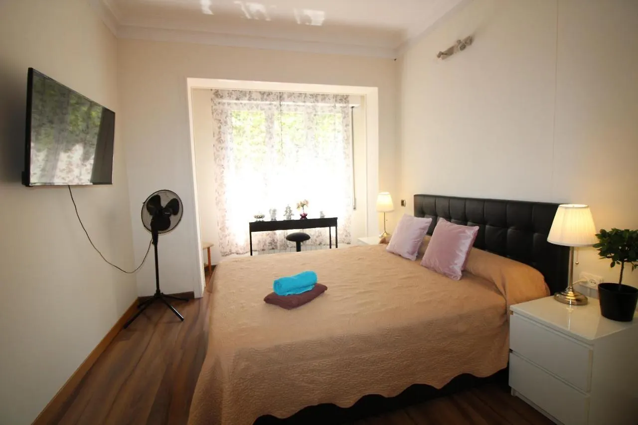 Habitaciones Luminosas Barcelona Bed and breakfast